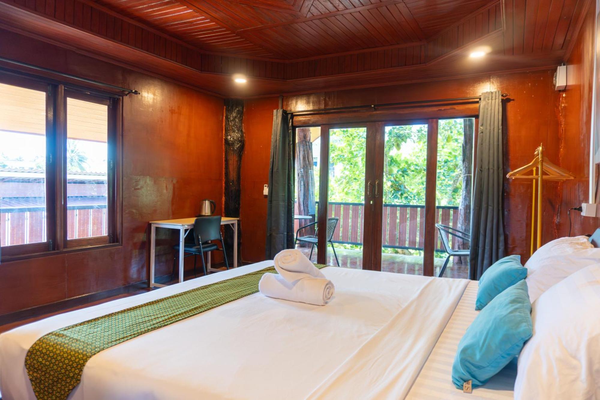 Chill Out Resort Ko Lanta Dış mekan fotoğraf